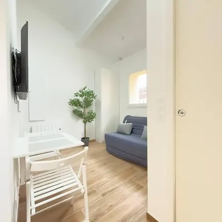 Dans Le 16e Pres De La Tour Eiffel Apartmán